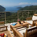 Romantic Gialos Over Mikros Villa Fternon