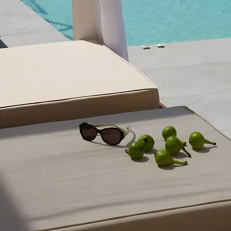 Vila Romantic Gialos Over Mikros